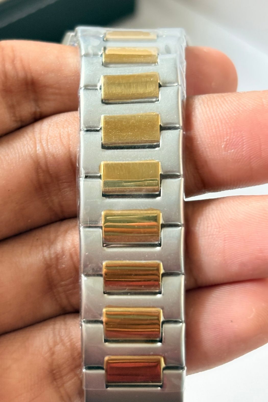 POEDAGAR 789 Wrist Watch - Gold & Silver Black