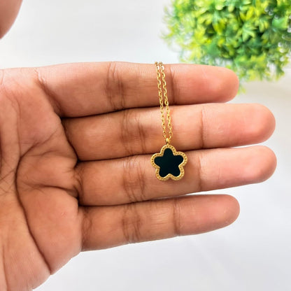 Double Color Clover Flower Pendant Necklace